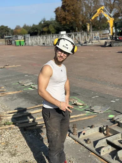 On site: Cirque Phénix, Paris
